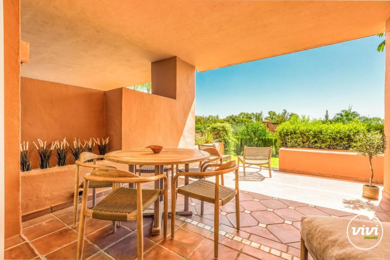 Vivi Homes - Boho Sunrise Alminar Pool, Garden & Terrace Apartamento Marbella