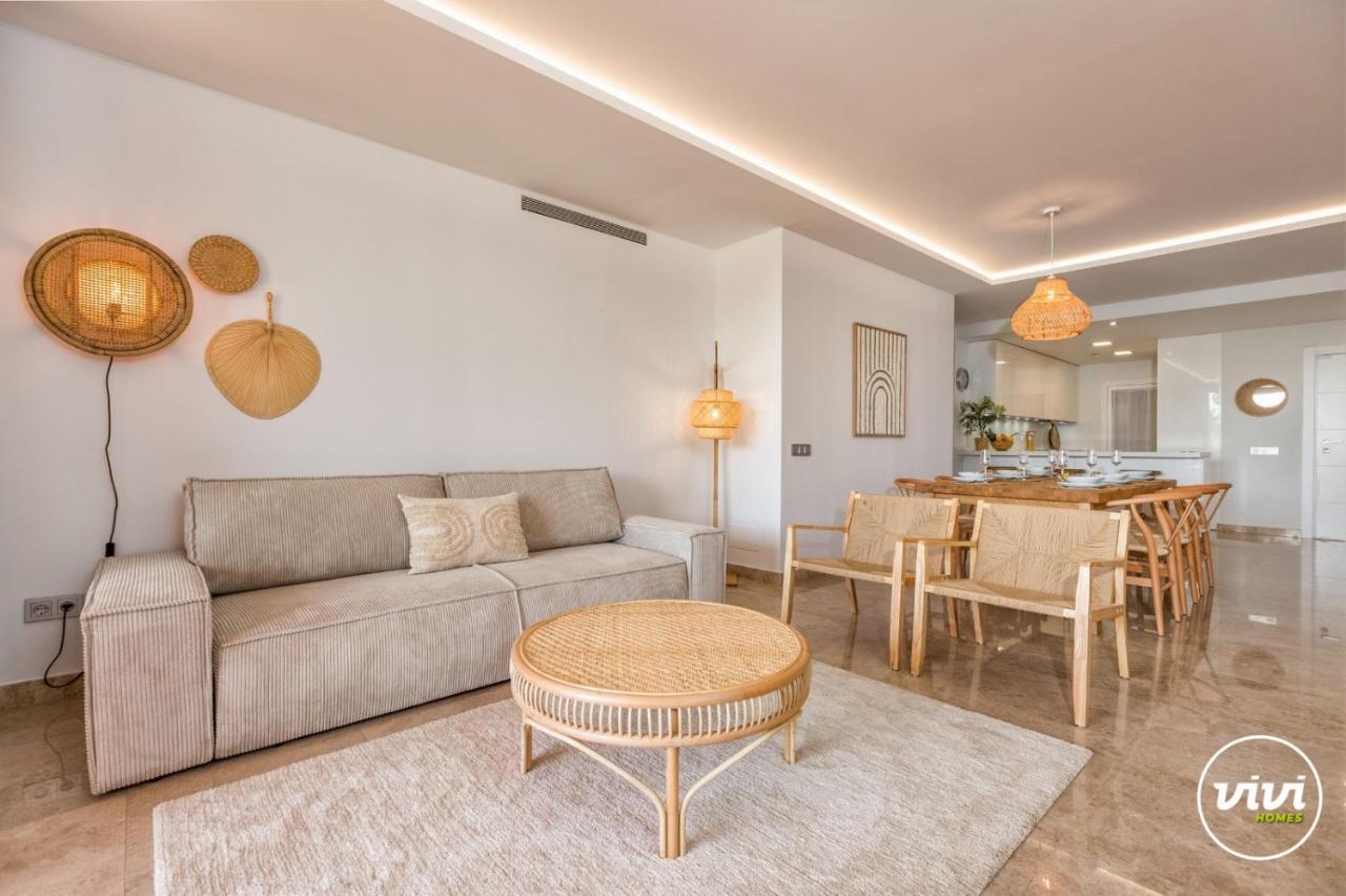 Vivi Homes - Boho Sunrise Alminar Pool, Garden & Terrace *